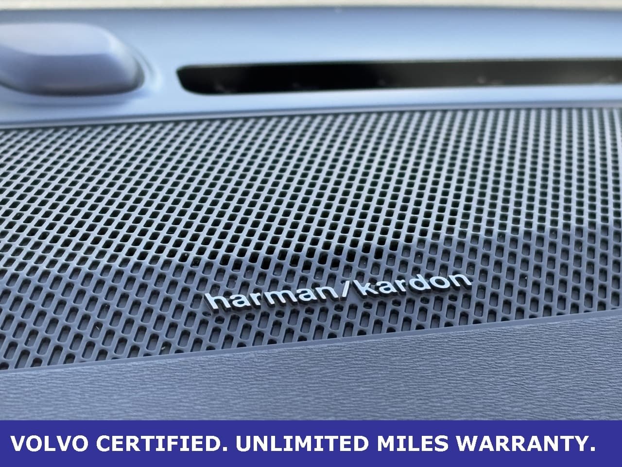 Volvo-C40 Recharge Pure Electric-21