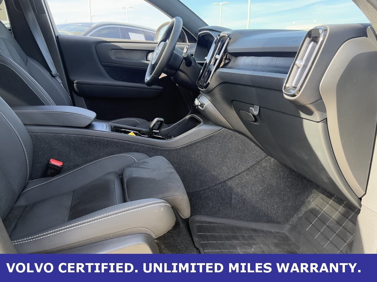 Volvo-C40 Recharge Pure Electric-34