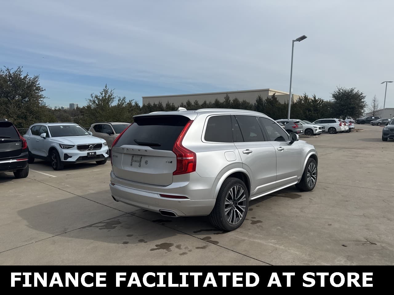 Volvo-XC90-5