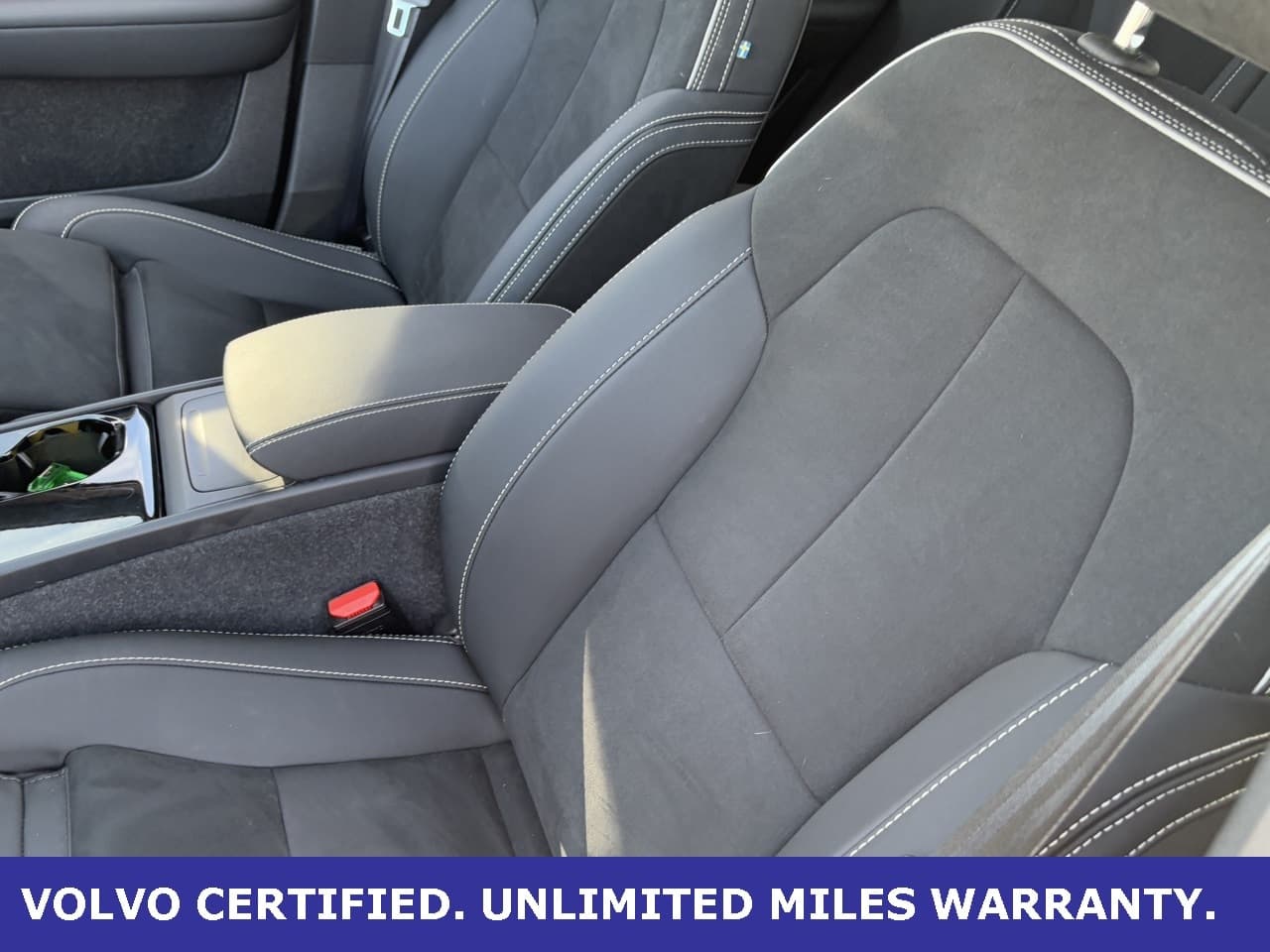 Volvo-C40 Recharge Pure Electric-27