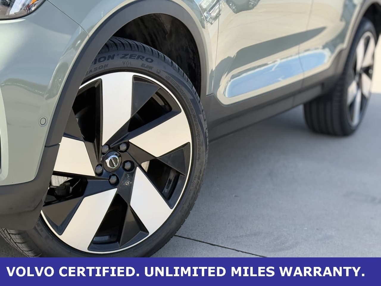Volvo-C40 Recharge Pure Electric-6