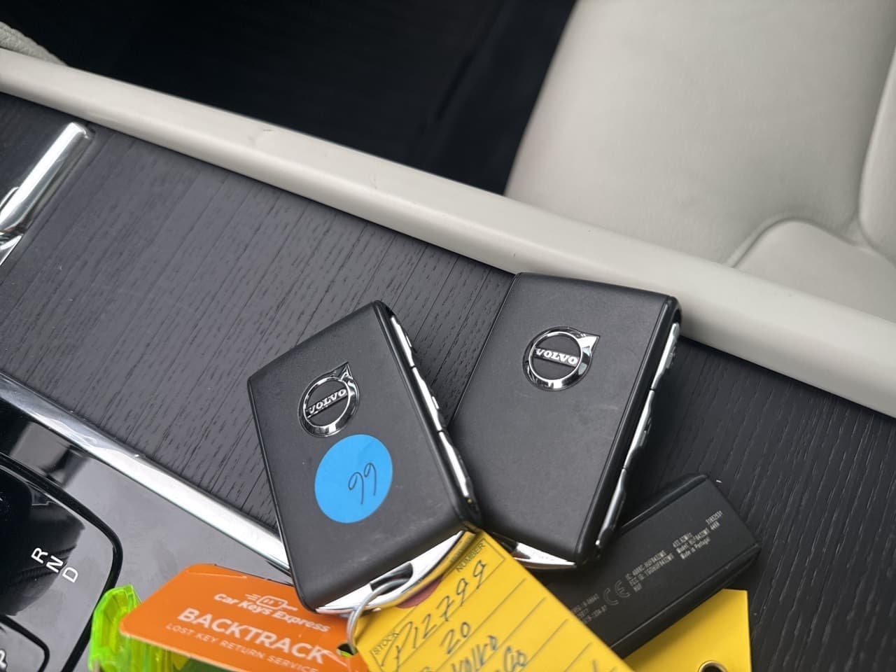 Volvo-XC90 Hybrid-31